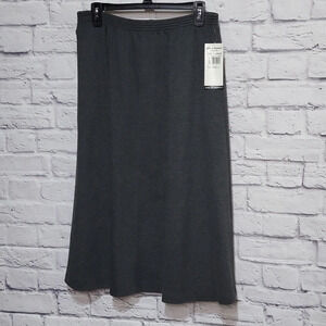 NWT Alfred Dunner Womens's Petite 12 Grey Skirt with pockets 30" long